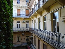 Apartament de vânzare 3 camere, în Arad, zona Ultracentral
