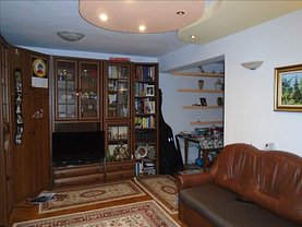 Apartament de vânzare 3 camere, în Arad, zona Central