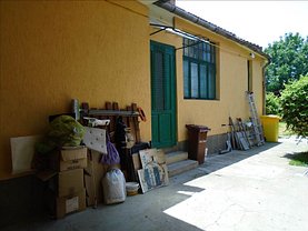 Casa de vânzare 2 camere, în Arad, zona Parneava