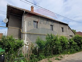 Casa de vânzare 13 camere, în Arad, zona Confecţii