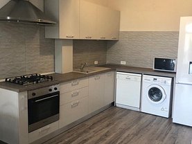 Apartament de închiriat 4 camere, în Constanta, zona Faleza Nord