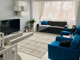 Apartament de închiriat 4 camere, în Constanţa, zona Capitol