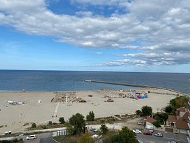 Apartament de închiriat 3 camere, în Constanţa, zona Faleza Nord