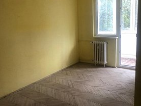 Apartament de vânzare 3 camere, în Constanţa, zona Inel II