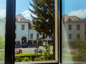 Apartament de închiriat 2 camere, în Braşov, zona Centrul Civic