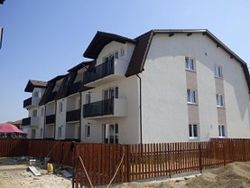 Apartament de vânzare 2 camere, în Ghimbav, zona Central