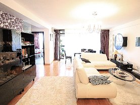Apartament de vânzare 3 camere, în Braşov, zona Central
