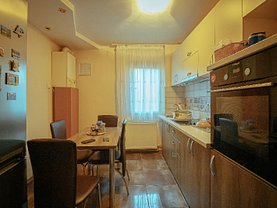 Apartament de vânzare 2 camere, în Braşov, zona Astra