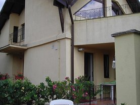 Casa de vânzare 7 camere, în Brasov, zona Florilor
