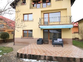 Casa de vânzare 4 camere, în Braşov, zona Noua
