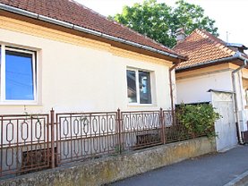 Casa de închiriat 3 camere, în Braşov, zona Central
