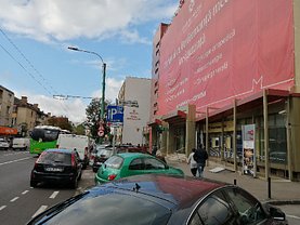 Închiriere birou