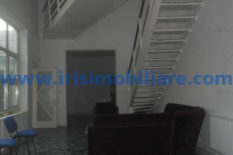 Casa caramida parter plus etaj ideal birouri, 4cam, 140mp, garaj, gaze, 799E+TVA - imaginea 1