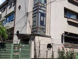 Apartament de vânzare 3 camere, în Bucuresti, zona Armeneasca