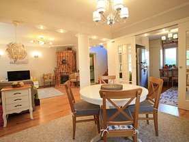 Casa de vânzare 4 camere, în Afumati