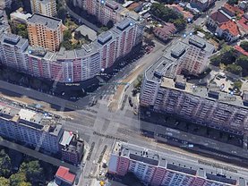 Apartament de vânzare 4 camere, în Bucureşti, zona Ştefan cel Mare