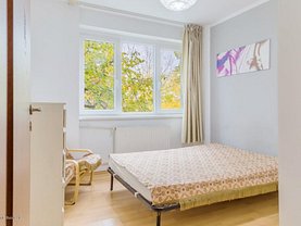 Apartament de vânzare 3 camere, în Bucureşti, zona Ştefan cel Mare