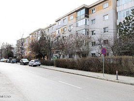 Apartament de vânzare 3 camere, în Constanţa, zona Tomis Nord