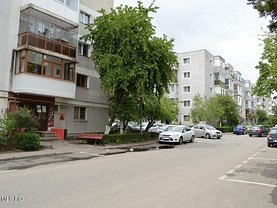 Apartament de vânzare 3 camere, în Piteşti, zona Prundu