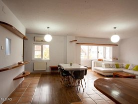 Apartament de vânzare 3 camere, în Timişoara, zona Fabric