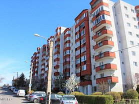 Apartament de vanzare 3 camere, în Cluj-Napoca, zona Marasti