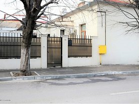 Casa de vânzare 6 camere, în Constanta, zona Central