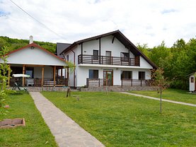 Casa de vânzare 5 camere, în Budeasa