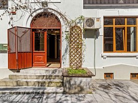 Casa de vanzare 6 camere, în Bucuresti, zona Parcul Carol