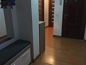 Apartament de vânzare 3 camere, în Braşov, zona Răcădău