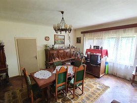 Apartament de vânzare 5 camere, în Braşov, zona Centrul Civic