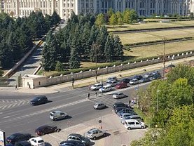 Apartament de închiriat 3 camere, în Bucuresti, zona Libertatii