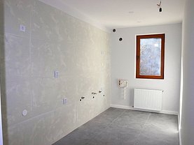 Apartament de vânzare 2 camere, în Buşteni, zona Central