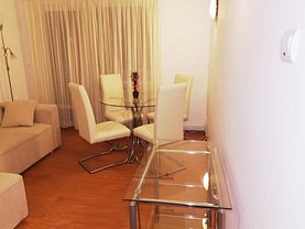 Apartament de vânzare 3 camere, în Busteni, zona Central
