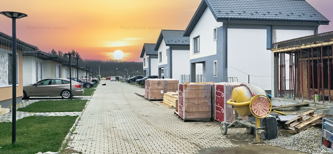 Vila P+1 Singulară La Cheie Teren 500 Mp 2 Deschideri Cartier Select