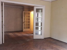 Apartament de vânzare 3 camere, în Bucuresti, zona Cotroceni