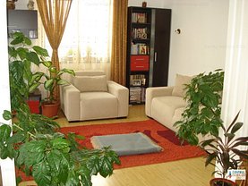 Casa de vânzare 4 camere, în Bucureşti, zona Dacia