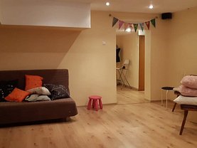 Casa de închiriat 4 camere, în Bucureşti, zona Eminescu
