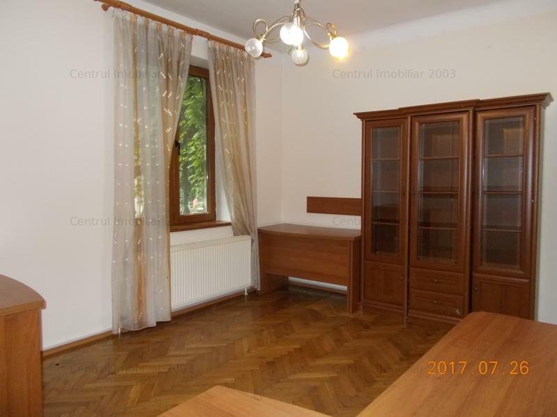 Cotroceni, Romniceanu, parter inalt in vila, spatios, balcon, pentru birouri