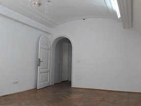 Închiriere birou