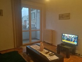 Apartament de vânzare 2 camere, în Bucuresti, zona Universitate