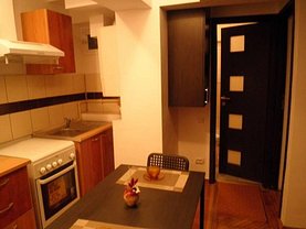 Apartament de închiriat 2 camere, în Bucureşti, zona Sala Palatului