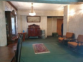 Apartament de vânzare 3 camere, în Bucuresti, zona Pantelimon