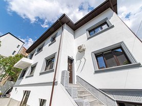 Casa de vânzare 6 camere, în Bucureşti, zona Unirii