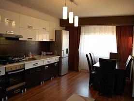 Apartament de vânzare sau de închiriat 3 camere, în Timisoara, zona Girocului