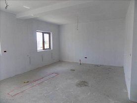 Casa de vânzare 4 camere, în Dumbravita
