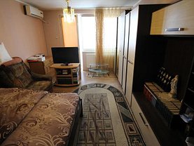 Apartament de vânzare 2 camere, în Bacau, zona Cornisa
