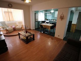 Apartament de închiriat 3 camere, în Bacău, zona Ultracentral