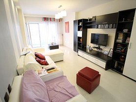 Apartament de vânzare 3 camere, în Bacău, zona Central