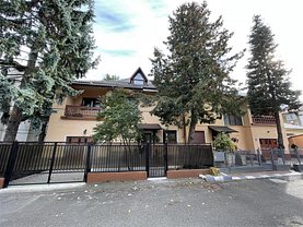Casa de vânzare 7 camere, în Bacău, zona Ultracentral