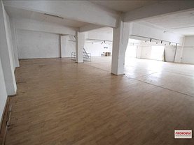 Închiriere spaţiu industrial